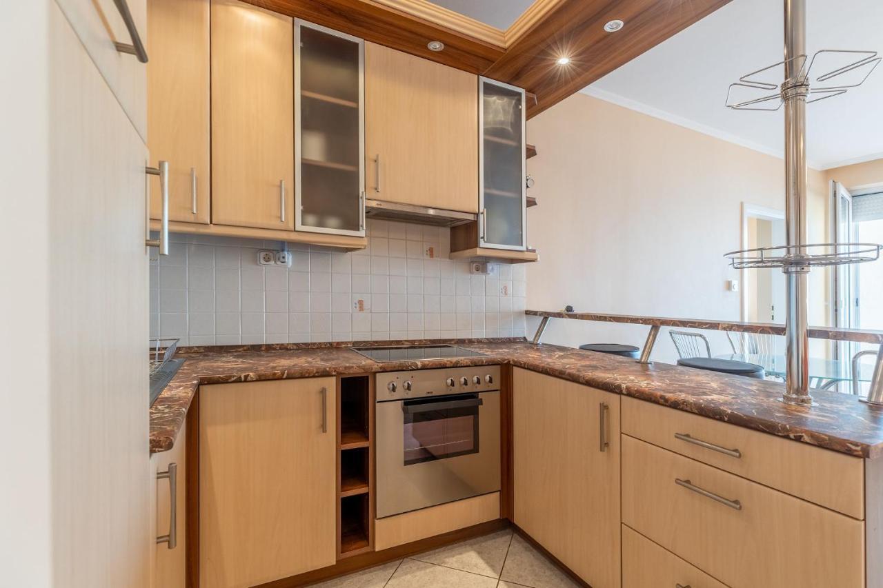 Kek Hullam Apartman By Bltn Daire Siofok Dış mekan fotoğraf